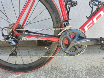 Used Focus IZALCO MAX Ultegra 2018 2018 Road & Gravel, Red — image 3 of 5