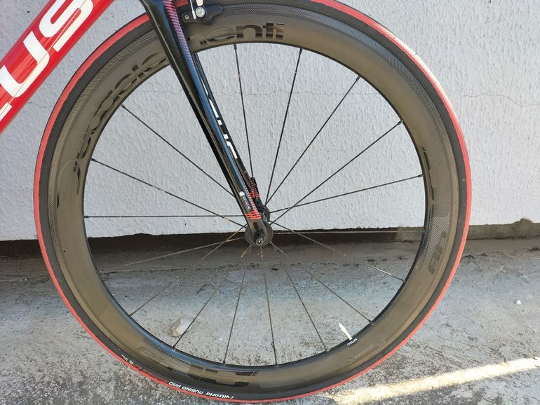 Used Focus IZALCO MAX Ultegra 2018 2018 Road & Gravel, Red — image 5 of 5