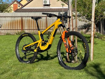 Used Santa Cruz Heckler SRAM GX Eagle 2025 Mountainbike, Orange — image 2 of 4