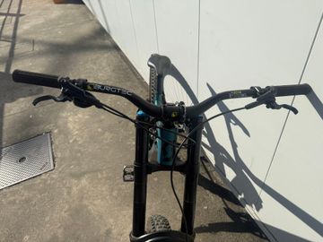 Używany Scott Gambler 910 2024 2024 Mountainbike — zdjęcie 2 z 6