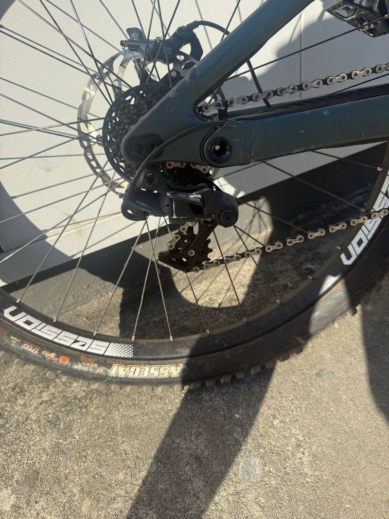 Używany Scott Gambler 910 2024 2024 Mountainbike — zdjęcie 4 z 6