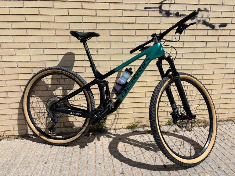 Used Berria MAKO 6 2023 2023 Mountainbike, Green, 29 — image 1 of 8
