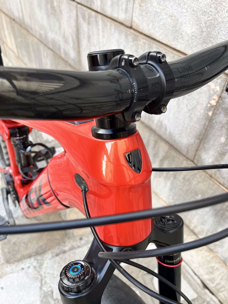 Used Trek Rail 9.8 GX AXS Gen 4 2023 2023 Mountainbike, Red, 29 — image 11 of 11