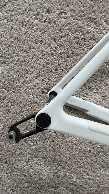 Used Canyon Ultimate CF 7 2026 Frameset 2026 Road & Gravel, White — image 3 of 21