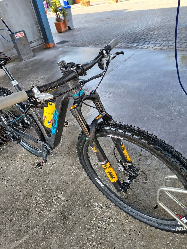 Used RDR Deus Extreme 2022 Mountainbike — image 2 of 3