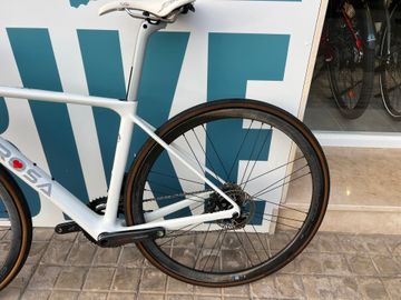 Used De Rosa Merak Campagnolo Super Record EPS 2021 Road & Gravel, White — image 8 of 10