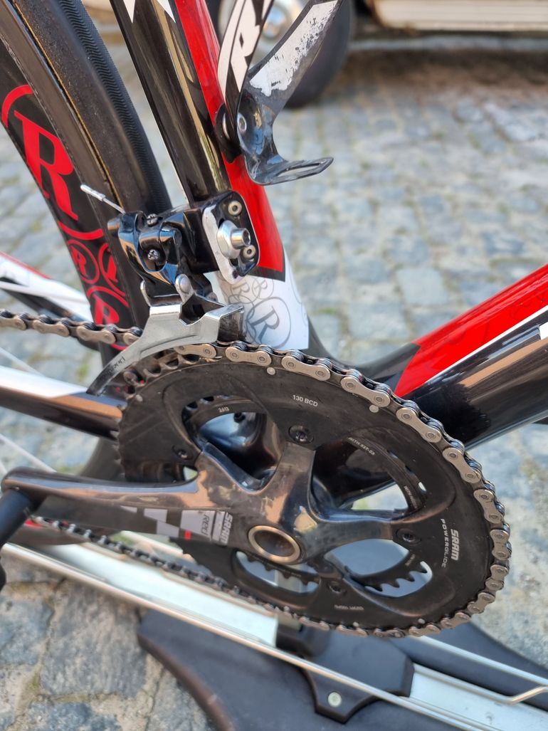 Used Trek Trek Madone 6.9 - Team Radio Shack - Michał Kwiatkowski 2011 Road & Gravel, Rot — image 8 of 13