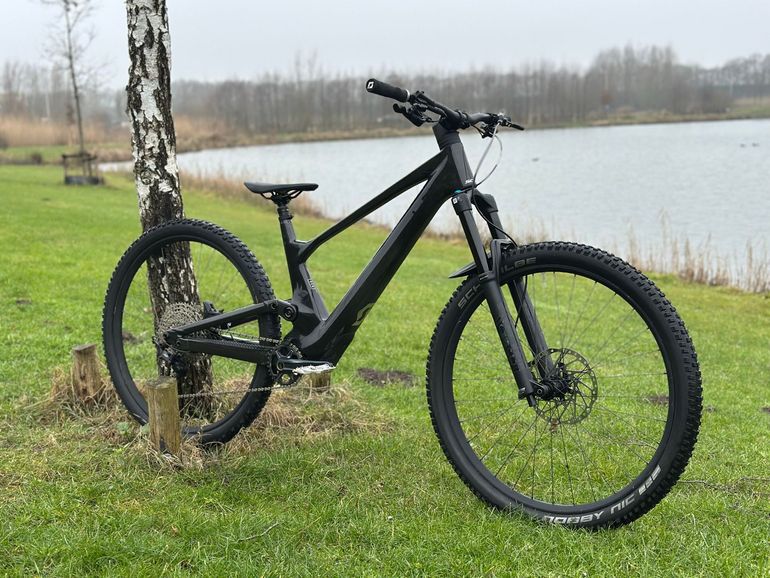 Used Scott Genius Shimano Deore XT 2025 Mountainbike, Black — image 1 of 3
