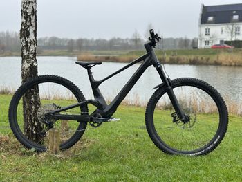 Used Scott Genius Shimano Deore XT 2025 Mountainbike, Black — image 2 of 3
