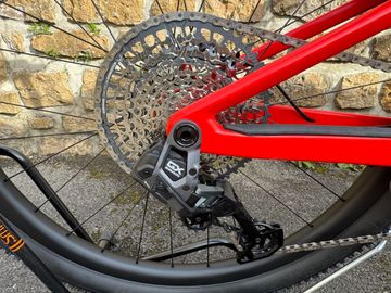Used BMC Fourstroke 01 TWO 2024 2024 Mountainbike, Red, 29 — image 17 of 21