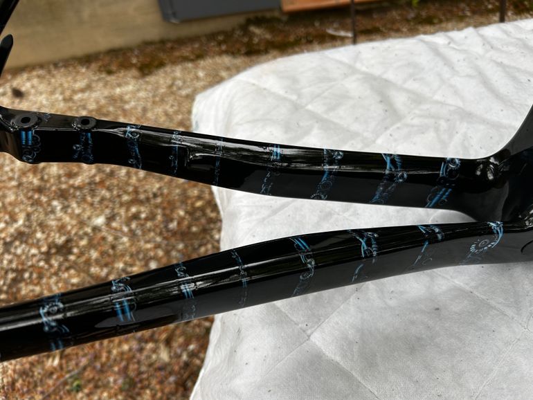 Used Lapierre Xelius SL 10.0 Symbiosis Edition 2024 Frameset 2024 Road & Gravel, Negro — image 7 of 11