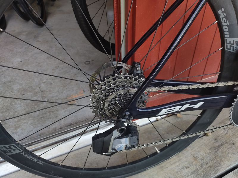 Używany BH ULTRALIGHT EVO 8.0 2022 2022 Road & Gravel — zdjęcie 3 z 4