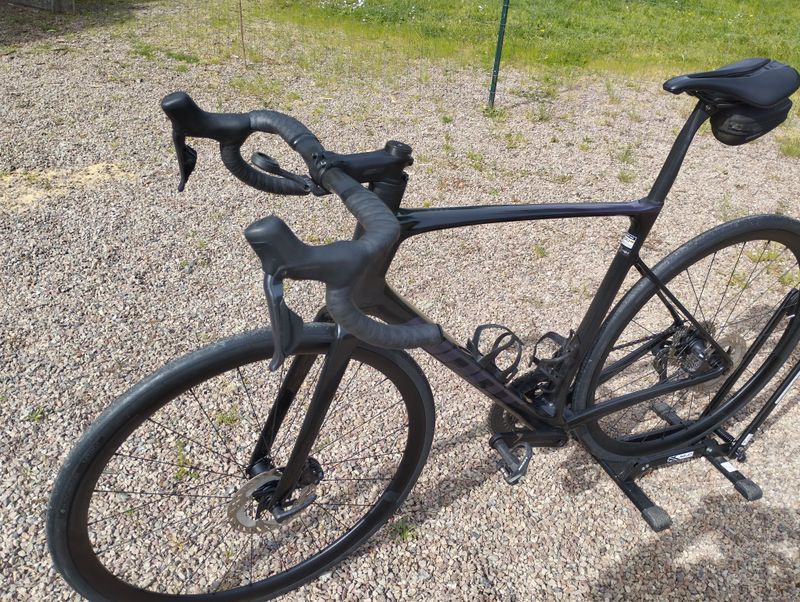 Używany Giant Defy Advanced Pro 0 2024 2024 Road & Gravel — zdjęcie 4 z 4