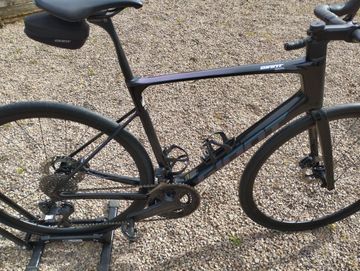Używany Giant Defy Advanced Pro 0 2024 2024 Road & Gravel — zdjęcie 2 z 4