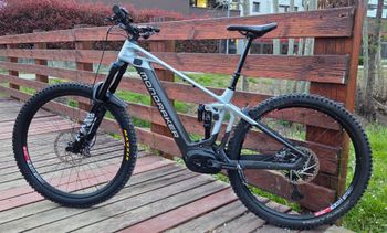 Used Mondraker Crafty Shimano Deore XT 2022 Mountainbike, Light Gray — image 2 of 8