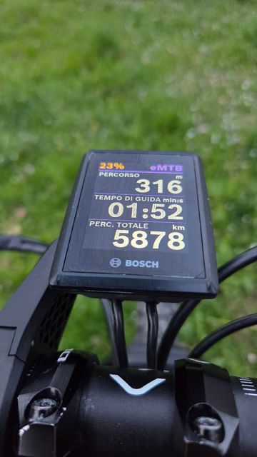 Mondraker Crafty Shimano Deore XT 2022 Mountainbike usato, Grigio chiaro — immagine 8 di 8