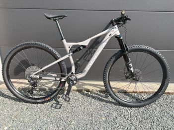 Used Orbea OIZ H30 21 2022 2022 Mountainbike, Light Gray, 29 — image 4 of 7