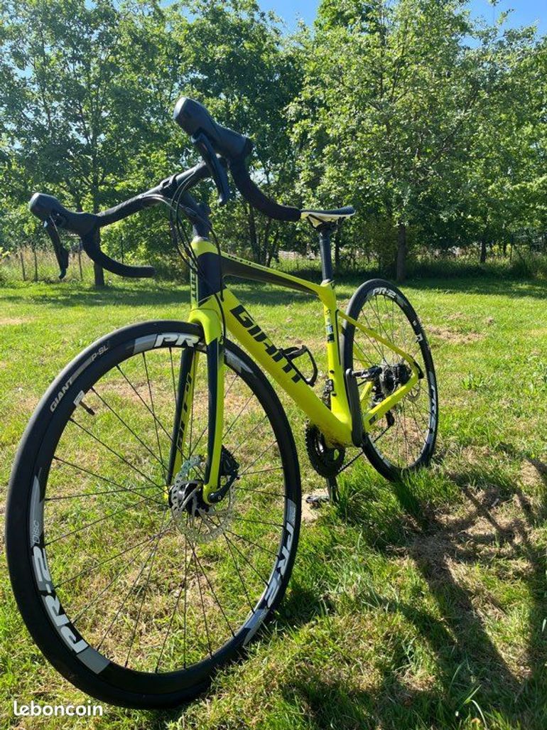 Used Giant Defy Advanced 1 2017 2017 Road & Gravel, Black — image 1 of 3