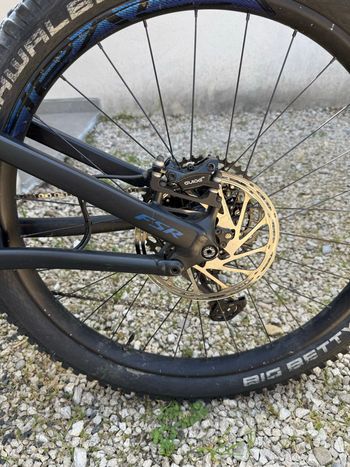 Used Specialized Men's Turbo Levo FSR Comp Carbon 6Fattie/29 2018 2018 Mountainbike, Blue, 29 — image 7 of 8