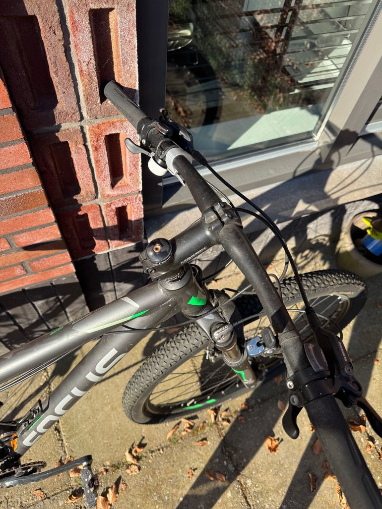 Used Focus Focus Whistler 29R 2.0 2015 2015 Mountainbike, Schwarz — image 5 of 9