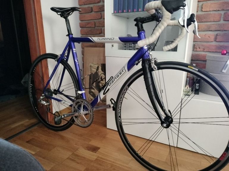 Used 2 Danger GIRO Campagnolo Veloce 2009 Road & Gravel — image 1 of 12