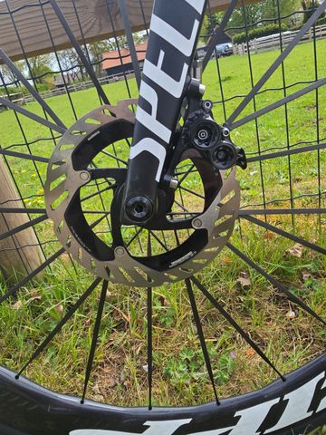 Used Specialized Allez SRAM Force eTap AXS 2024 Road & Gravel, Black — image 9 of 14