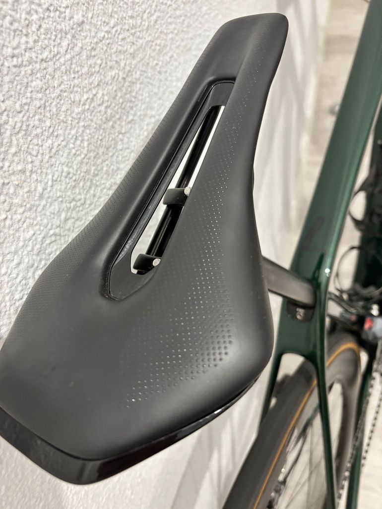 Used Cervélo R5 Shimano Ultegra Di2 2022 Road & Gravel, Green — image 10 of 20