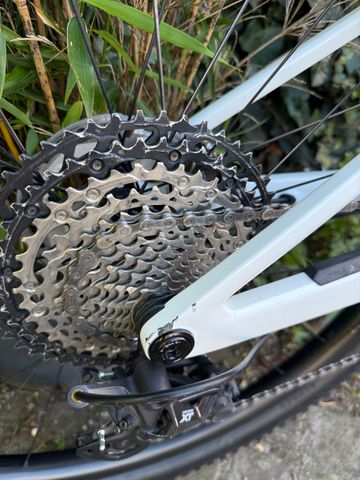 Brugt Canyon Lux CF 7 2023 2023 Mountainbike — billede 3 af 6