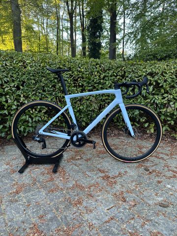 Specialized Tarmac SL7 Expert - SRAM Rival AXS 2023 2023 Road & Gravel usato