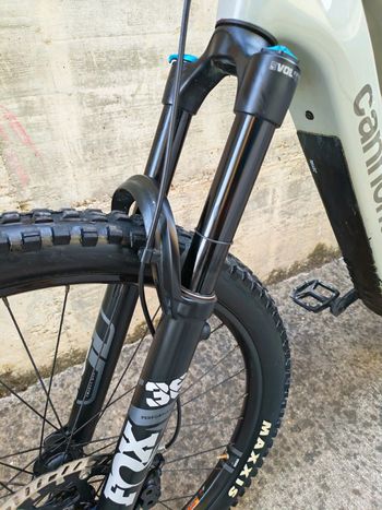 Used Cannondale Moterra Neo SL 2 2024 2024 Mountainbike, Light Gray, 29 — image 7 of 10
