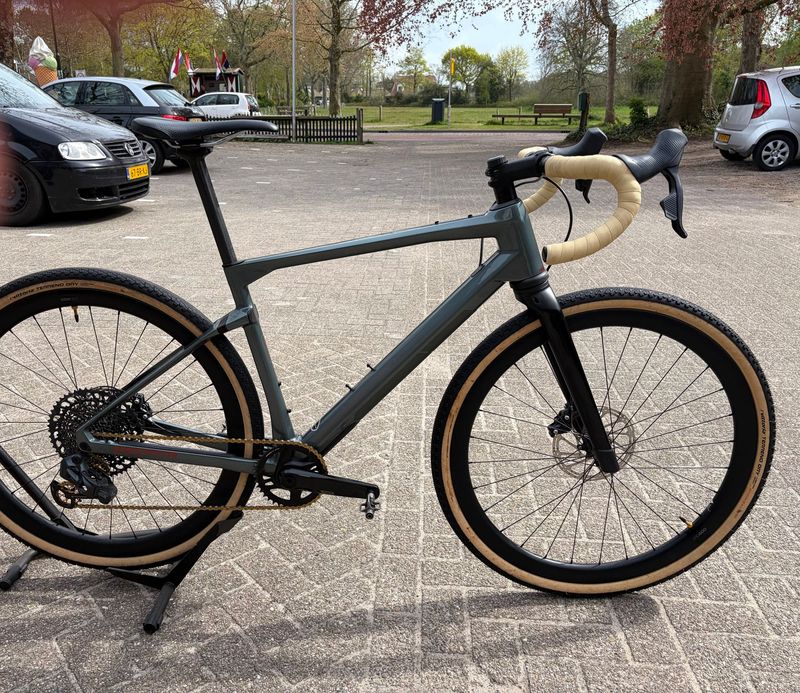 Použité BMC URS LT TWO 2023 2023 Road & Gravel — obrázek 1 z 8