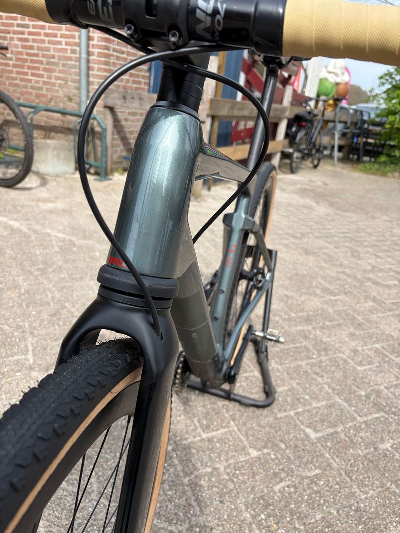 Použité BMC URS LT TWO 2023 2023 Road & Gravel — obrázek 3 z 8