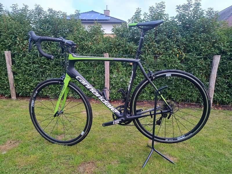 Gebrauchtes Cannondale Synapse Carbon 105 2017 2017 Road & Gravel, Grün — Bild 1 von 14