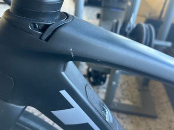 Used Trek Madone 9.0 2018 2018 Road & Gravel, Schwarz — image 15 of 18