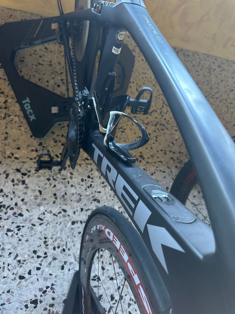 Used Trek Madone 9.0 2018 2018 Road & Gravel, Schwarz — image 6 of 18