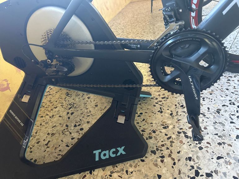 Used Trek Madone 9.0 2018 2018 Road & Gravel, Schwarz — image 4 of 18