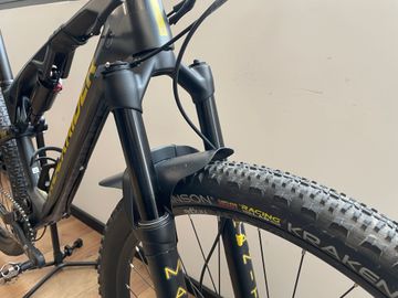 Tweedehands ROCKRIDER Full suspension SRAM GX Eagle 2023 Mountainbike — afbeelding 3 van 12