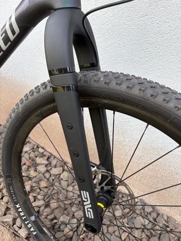 Käytetty Specialized Epic Hardtail Comp 2023 2023 Mountainbike — kuva 9 / 14
