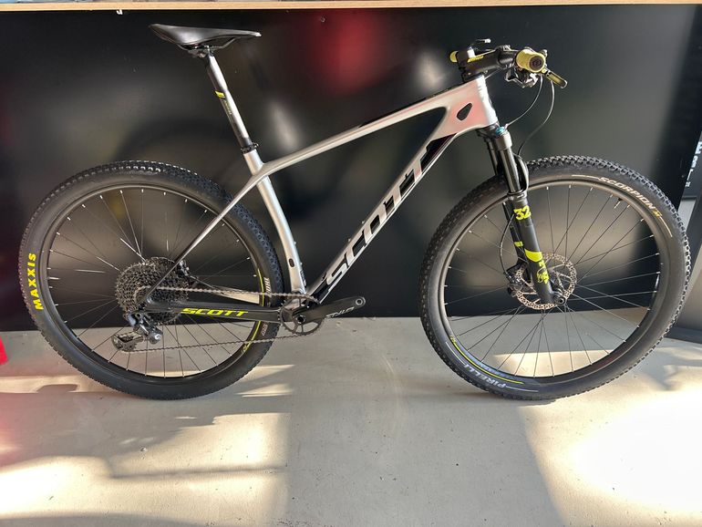 Used Scott Scale 920 2020 2020 Mountainbike, Light Gray, 29 — image 1 of 9