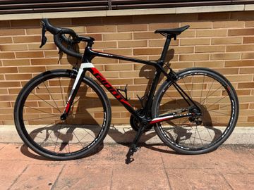Used Giant TCR Advanced 2 2017 2017 Road & Gravel, Black — image 2 of 5