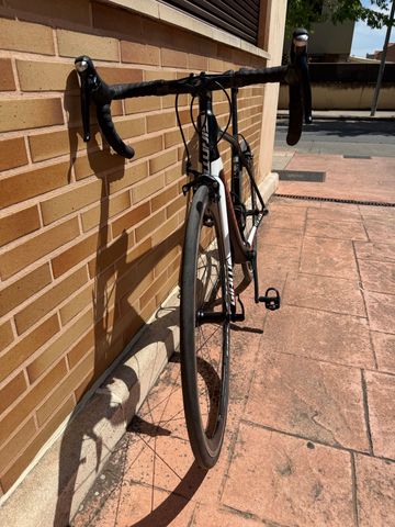 Used Giant TCR Advanced 2 2017 2017 Road & Gravel, Black — image 4 of 5