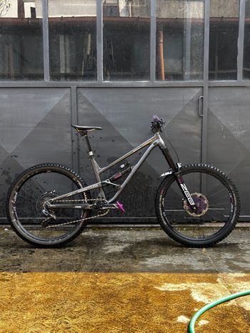 Commencal, CLASH RACE 2 2022 Frameset