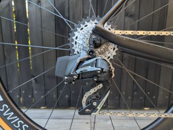Used Canyon Canyon Ultimate CF SLX 2019 Road & Gravel, Black — image 7 of 26
