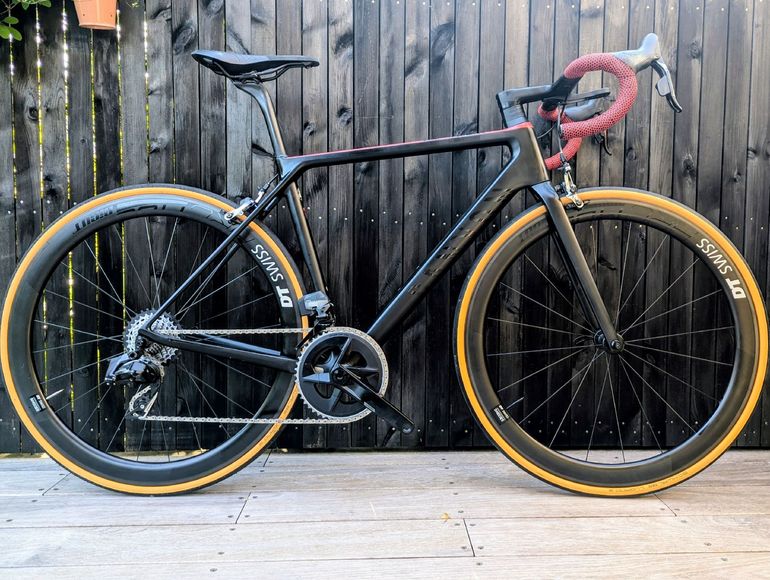 Used Canyon Canyon Ultimate CF SLX 2019 Road & Gravel, Black — image 1 of 26