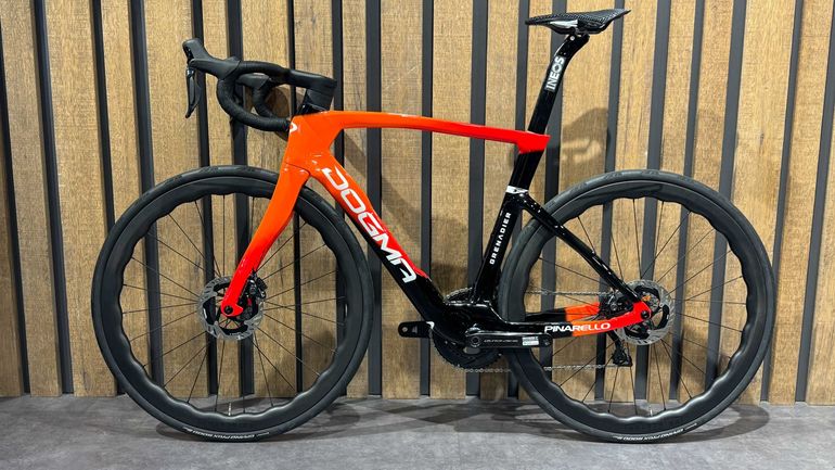 Used Pinarello DOGMA F DURA ACE Di2 2025 2025 Road & Gravel, Orange — image 11 of 16