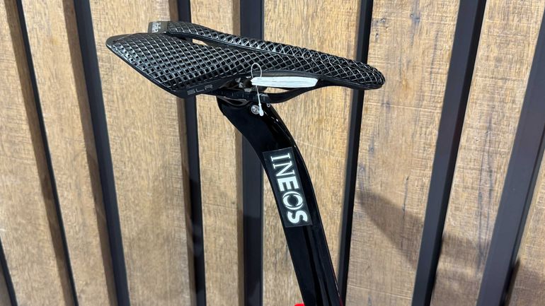 Used Pinarello DOGMA F DURA ACE Di2 2025 2025 Road & Gravel, Orange — image 5 of 16