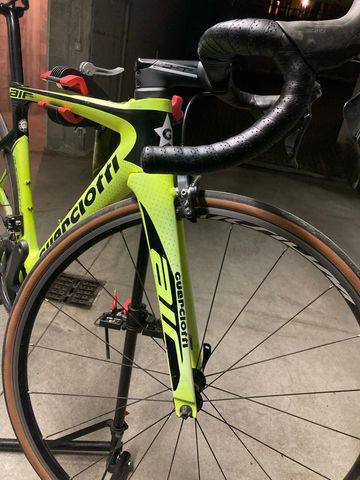 Guerciotti Eureka Shimano Ultegra 2019 Road & Gravel d'occasion — image 11 sur 15
