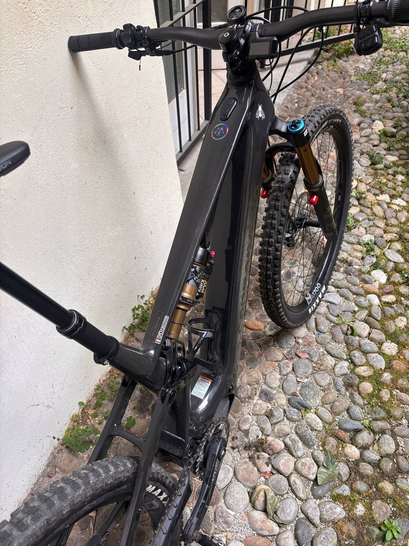 Used Cannondale Moterra SRAM X01 Eagle AXS 2024 Mountainbike, Black — image 3 of 5