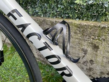 Used Factor O2 Shimano Ultegra Di2 2022 Road & Gravel, White — image 8 of 10