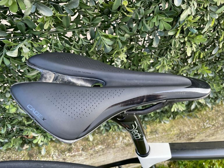 Used Factor O2 Shimano Ultegra Di2 2022 Road & Gravel, White — image 5 of 10